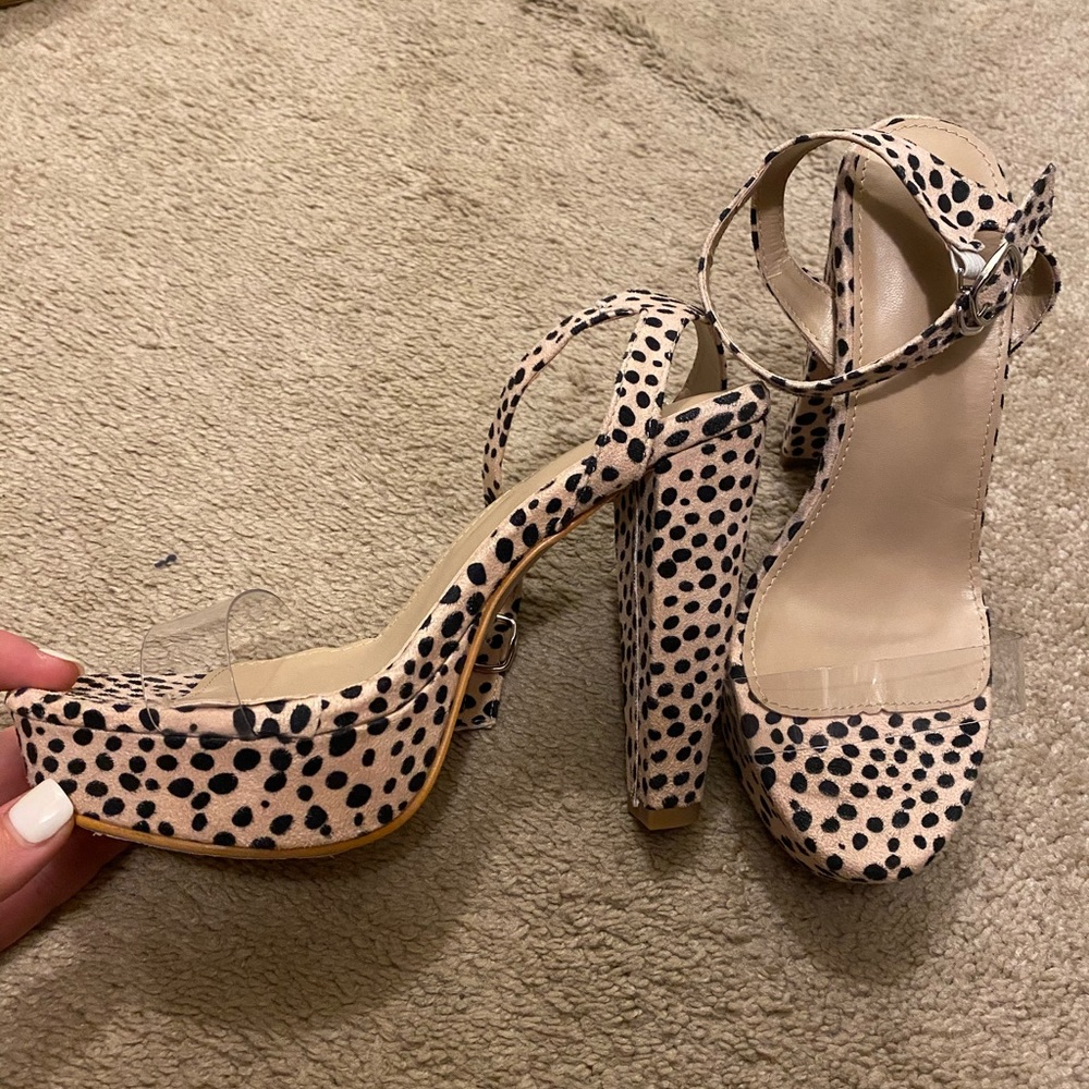 Heels - Picture 2 of 6